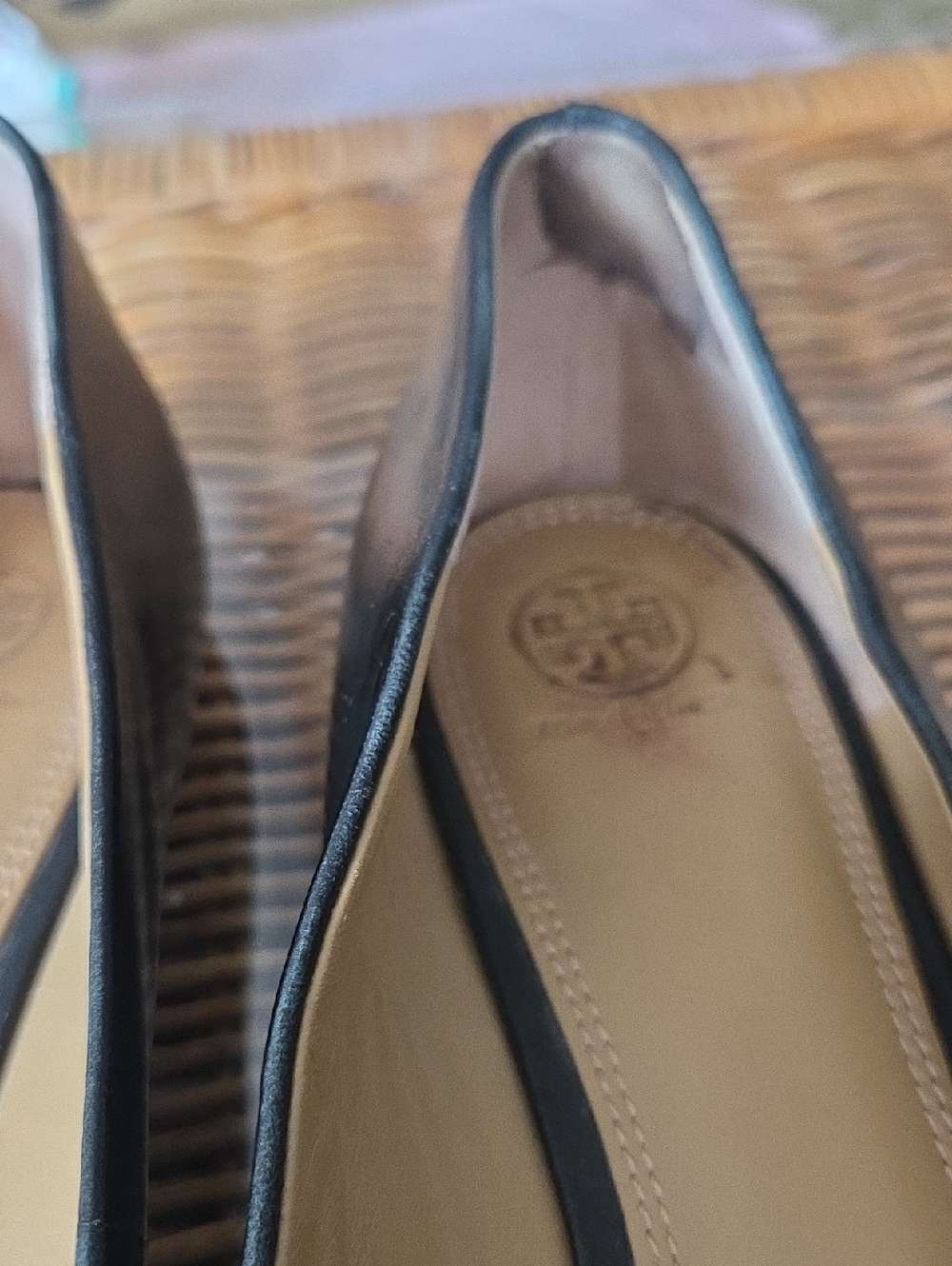 Tory Burch Black Leather Logo Ballet Flats - Picture 3 of 9